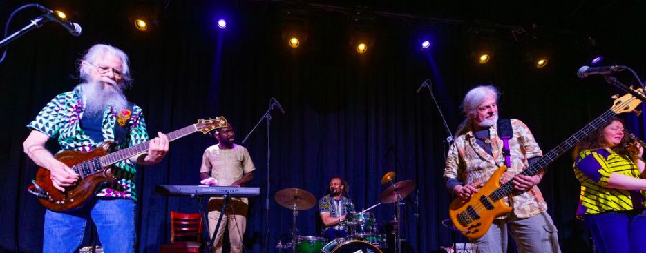 SCHROON LAKE LIVE!! TUESDAY, 8/4, 7-9 PM AT THE BANDSTAND! SCHROON LAKE DEBUT OF “MIXED ROOTS”, DYNAMIC GROUP HONORING THE MUSICAL CONTRIBUTIONS OF AFRICA AND THE ISLANDS- REGGAE COMES TO SCHROON: “LET’S GET TOGETHER AND FEEL ALL RIGHT!” AND ALL FREE FREE FREE!!! MIXED ROOTS 8/4